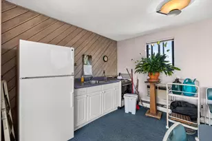 1912 Dupont Ave S, Minneapolis, MN 55403 - Photo 18