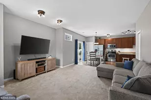 1289 County Road D Circle E, Vadnais Heights, MN 55109 - Photo 8