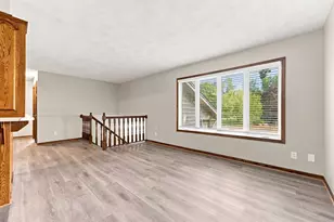 1213 W 158th St, Burnsville, MN 55306 - Photo 6