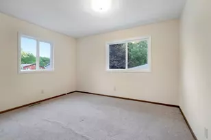 5616 Perry Ave N, Crystal, MN 55429 - Photo 16