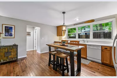 21175 Minnetonka Boulevard, Shorewood, MN 55331 - Photo 8