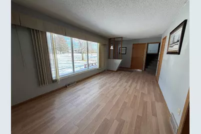 17915 140th Avenue NE, Thief River Falls, MN 56701 - Photo 8
