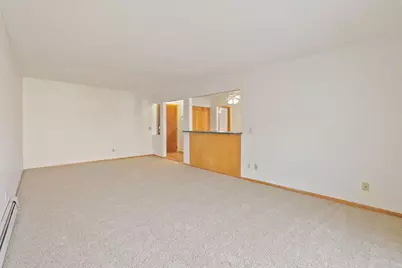 10720 Rockford Road #305, Plymouth, MN 55442 - Photo 6
