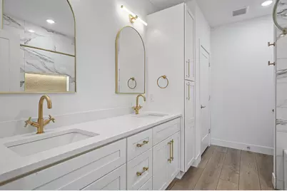 2318 Johnson St NE #201, Minneapolis, MN 55408 - Photo 60