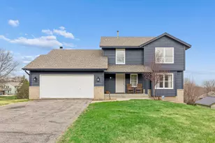 20955 Jamestown Ave, Lakeville, MN 55044 - Photo 2