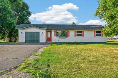 515 SW 9th Street SW, Braham, MN 55006 - Photo 1