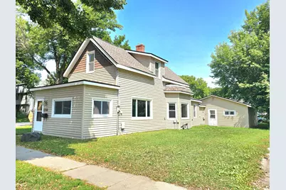 801 5th Street SW, Willmar, MN 56201 - Photo 2