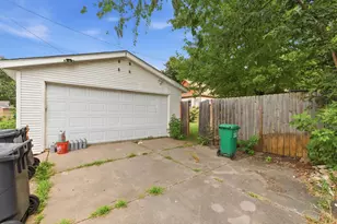 2619 James Ave N, Minneapolis, MN 55411 - Photo 30