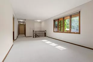 135 Pleasant Ln E, Excelsior, MN 55331 - Photo 6