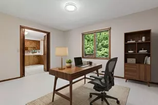 135 Pleasant Ln E, Excelsior, MN 55331 - Photo 14