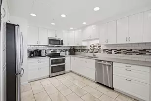 168 6th St E, Saint Paul, MN 55101 - Photo 12