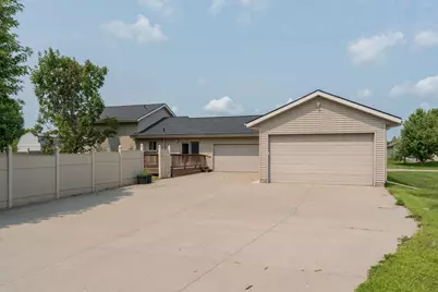 1114 Engesser Lane, Saint Peter, MN 56082 - Photo 38