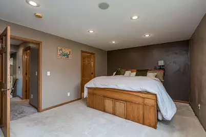 1114 Engesser Lane, Saint Peter, MN 56082 - Photo 16