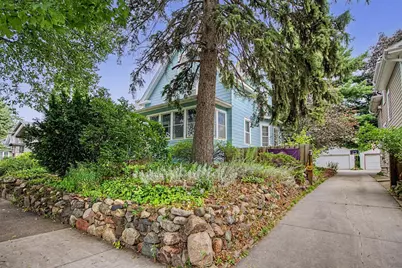 1911 Pierce Street NE, Minneapolis, MN 55418 - Photo 2