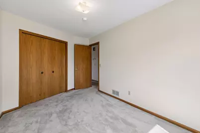 972 Pointe Way, Eagan, MN 55123 - Photo 18
