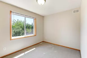 1676 Philipp Way, Shakopee, MN 55379 - Photo 24