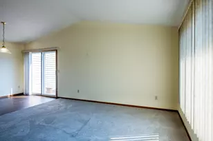 15872 Granada Ave, Apple Valley, MN 55124 - Photo 8