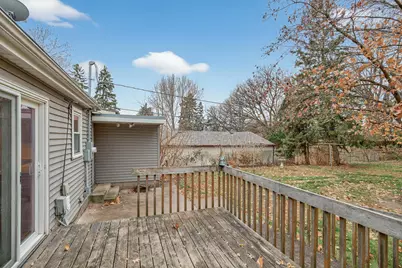 2057 Giesmann Street, Roseville, MN 55113 - Photo 34