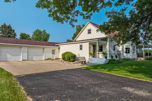 619 Railroad St, Villard, MN 56385 - Photo 2