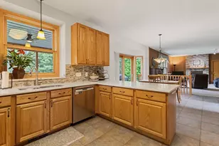 2437 Matterhorn Dr E, Maplewood, MN 55119 - Photo 6