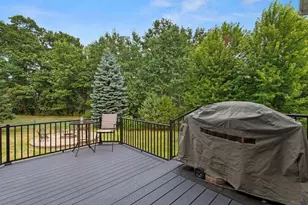 2437 Matterhorn Dr E, Maplewood, MN 55119 - Photo 8