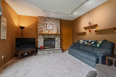 2437 Matterhorn Drive E, Maplewood, MN 55119 - Photo 12