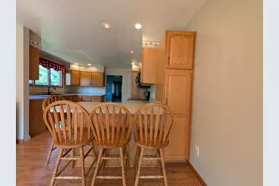 307 Saint Olaf Avenue N, Canby, MN 56220 - Photo 4