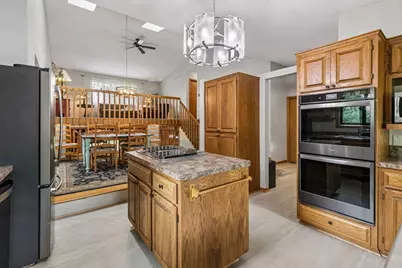 12540 Everest Court W, Apple Valley, MN 55124 - Photo 8