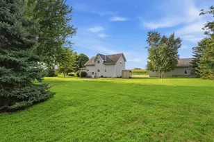 7520 County Rd 9 NE, Willmar, MN 56201 - Photo 4