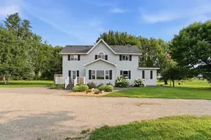 7520 County Rd 9 NE, Willmar, MN 56201 - Photo 2