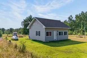 27048 Hawthorn Rd, Hinckley, MN 55037 - Photo 8