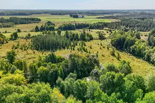 27048 Hawthorn Rd, Hinckley, MN 55037 - Photo 6