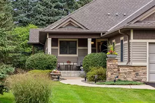 1354 Holly Ave N, Oakdale, MN 55128 - Photo 4