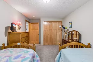 1354 Holly Ave N, Oakdale, MN 55128 - Photo 48