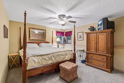 1354 Holly Avenue N, Oakdale, MN 55128 - Photo 44
