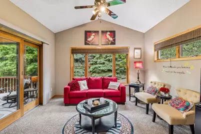 1354 Holly Avenue N, Oakdale, MN 55128 - Photo 26