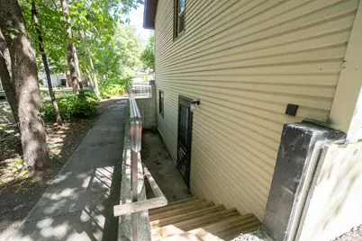915 College Street N, Fargo, ND 58102 - Photo 30