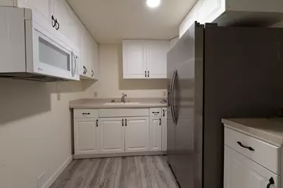 915 College Street N, Fargo, ND 58102 - Photo 20