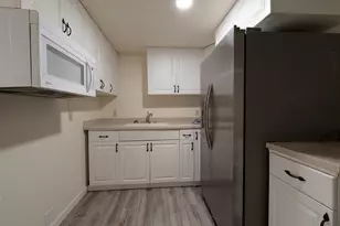 915 College Street N, Fargo, ND 58102 - Photo 20