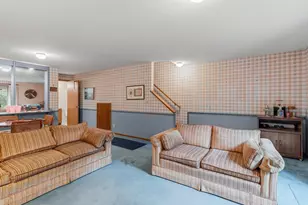 2420 Mendelssohn Ln N, Golden Valley, MN 55427 - Photo 18