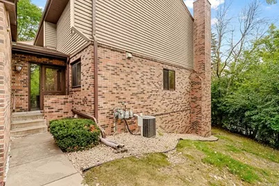 2420 Mendelssohn Lane N #5, Golden Valley, MN 55427 - Photo 32