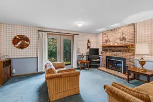 2420 Mendelssohn Ln N, Golden Valley, MN 55427 - Photo 16