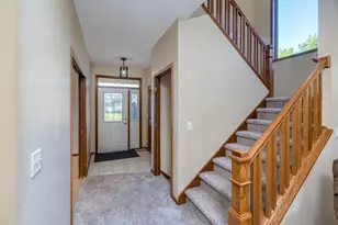 113 Oak Marsh Dr, Mankato, MN 56001 - Photo 6