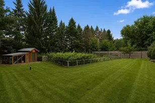 947 Sherman Rd, Hudson, WI 54016 - Photo 6