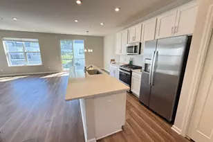 2851 Lexington Pl N, Roseville, MN 55113 - Photo 10