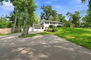 17924 Bell Cir W, Minnetonka, MN 55345 - Photo 1