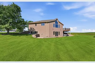 126 57th Avenue NE, Willmar, MN 56201 - Photo 4