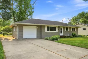 2005 Maple St, Hastings, MN 55033 - Photo 2