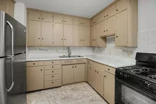 717 Hall Ave, Saint Paul, MN 55107 - Photo 8
