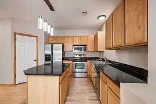 111310 Village Rd, Chaska, MN 55318 - Photo 10